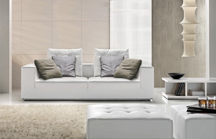 Sofa Romeo, Formerin