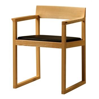 3891 Chair, Morelato