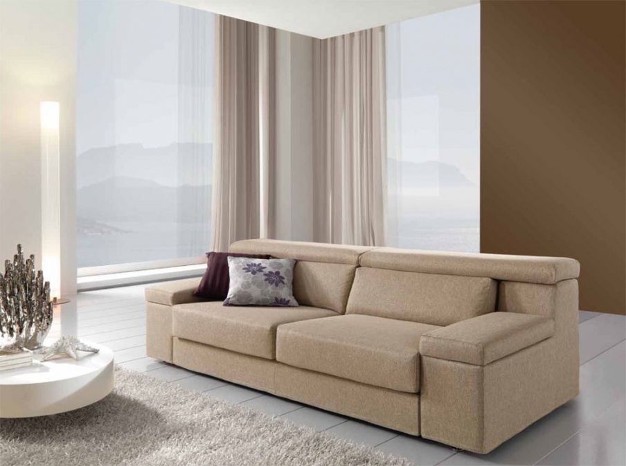 The sofa is modular, Essepi