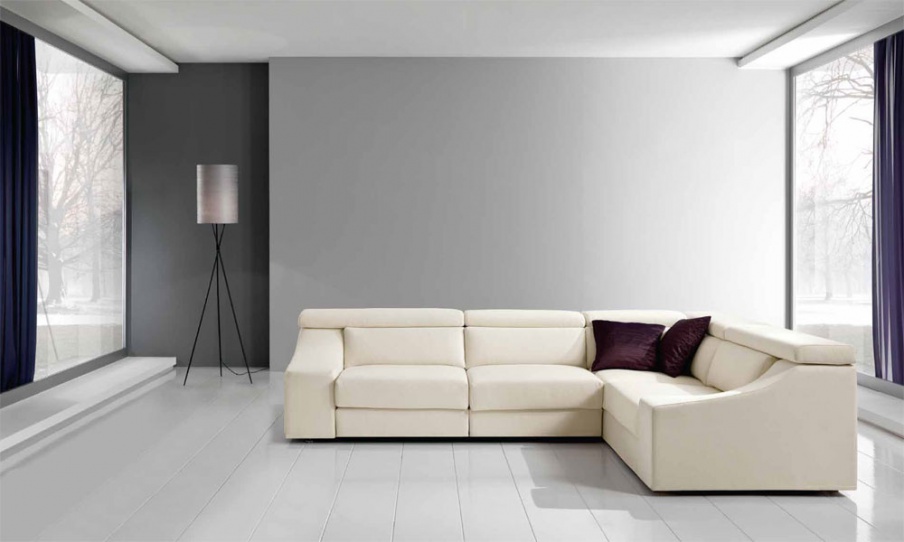 The sofa is modular, Essepi