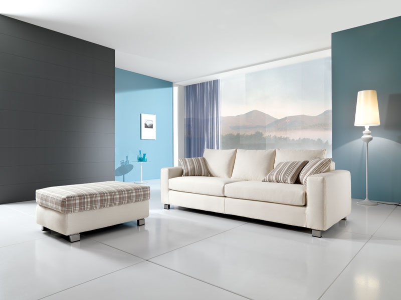 The sofa is modular, Essepi
