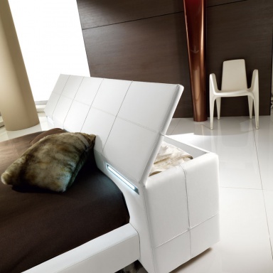 Double bed Charlotte