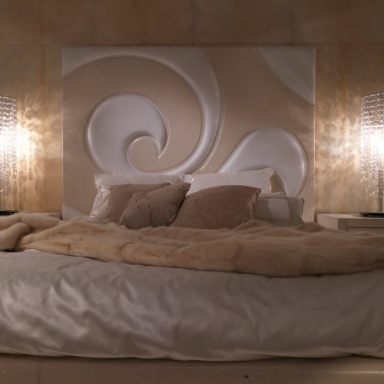 Bed with soft back Ricciola