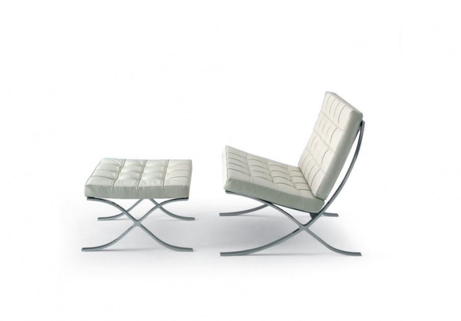 Armchair with frame of chromed steel Museum, Alivar