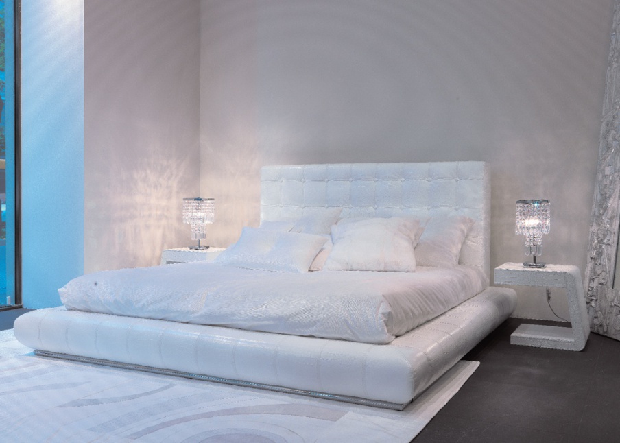 Bed with high upholstered back Poker - Rugiano