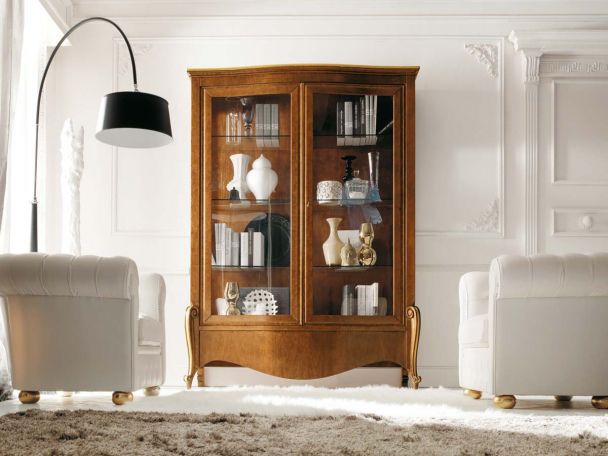 Sideboard, Avenanti