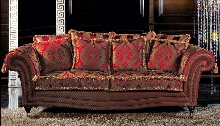 The Lara Sofa, Epoque