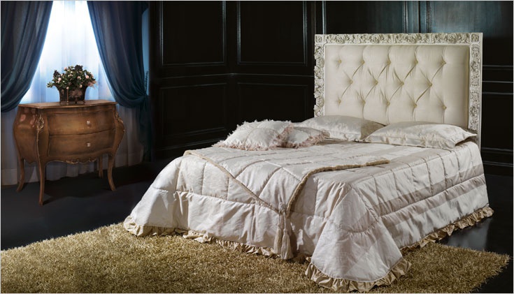 The Letizia Bed, Epoque