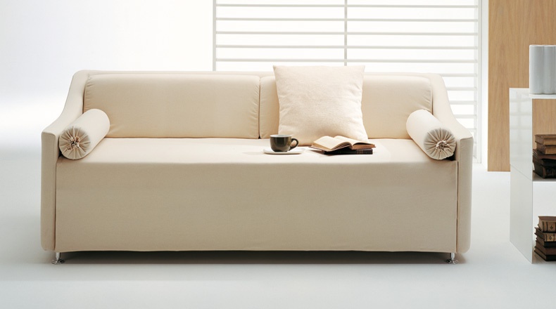 Sofa upholstered in leather or fabric Junior 1, Bodema