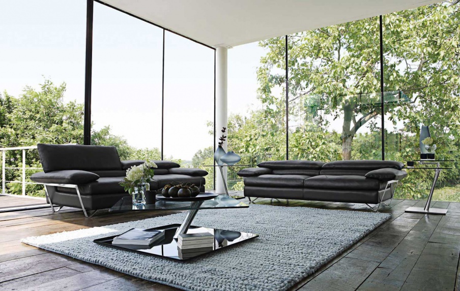 The sofa is modular, Envergure - Roche Bobois
