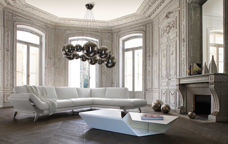 The sofa is modular, Seance - Roche Bobois