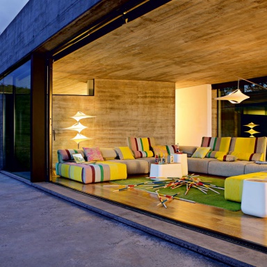 The modular sofa Voyage Immobile