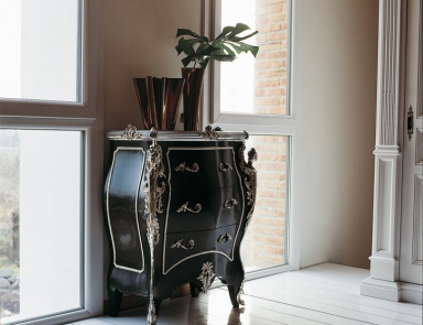 Chest with carved overlays Tintoretto, Luciano Zonta