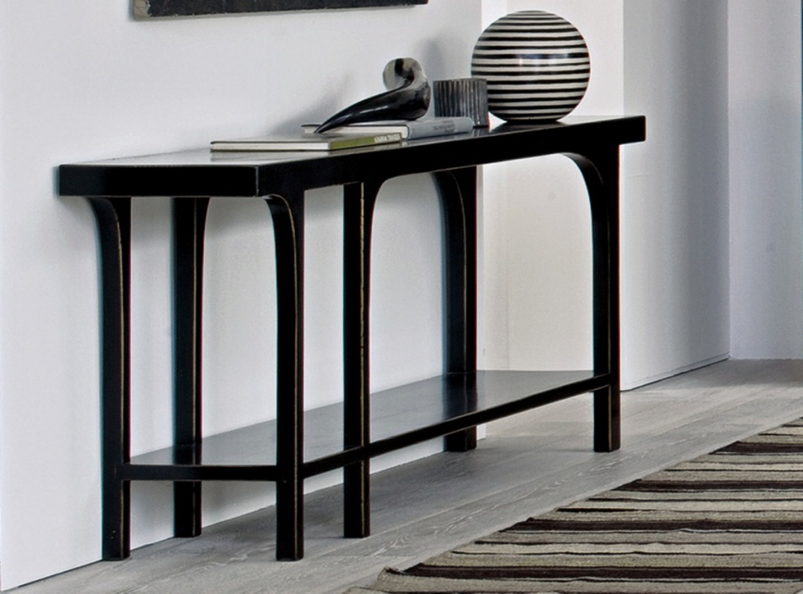 The console on high legs Shoba, Luciano Zonta