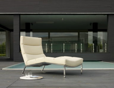 A chaise longue upholstered in eco-leather cream color db06 including, Bodema