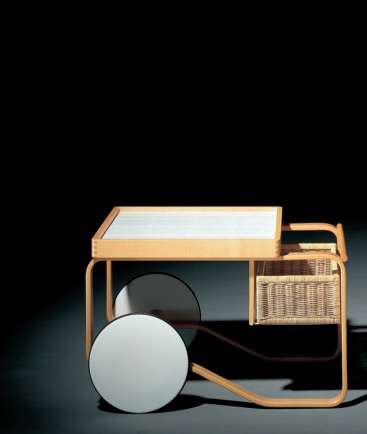 Serving table with frame made from tree Museum, Alivar