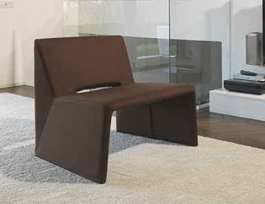 Chair design upholstered in leather or fabric Norman, Bodema
