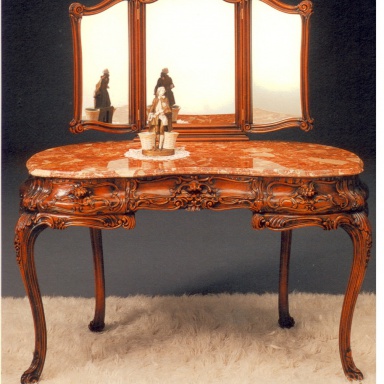 Dressing table