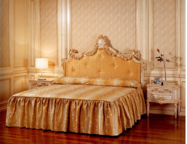 Bed with carved garlands, Meroni Francesco