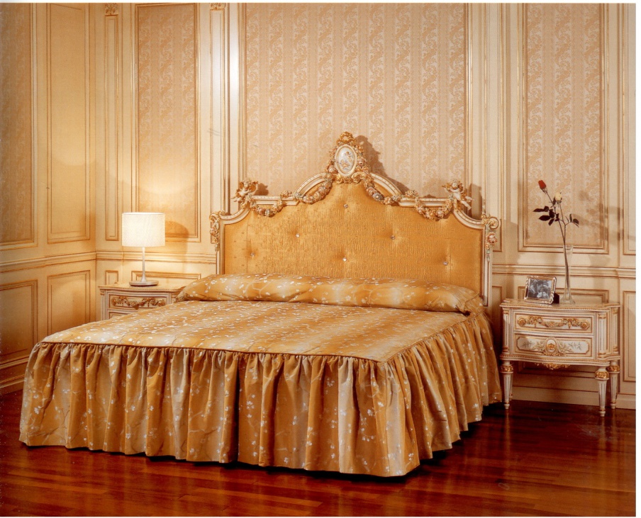 Bed with carved garlands, Meroni Francesco