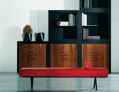 The Couch Dormeuse, Frighetto