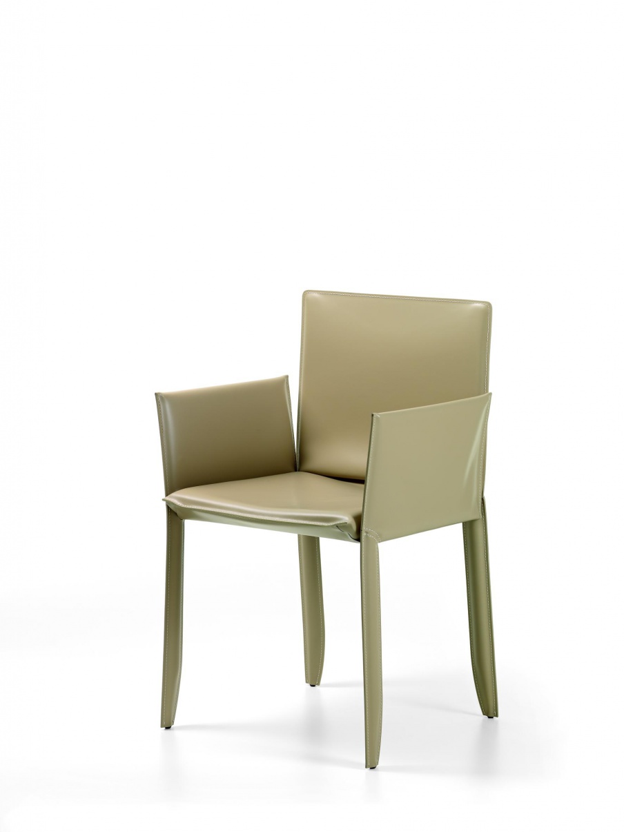 Chair with armrests Piuma, Cattelan Italia