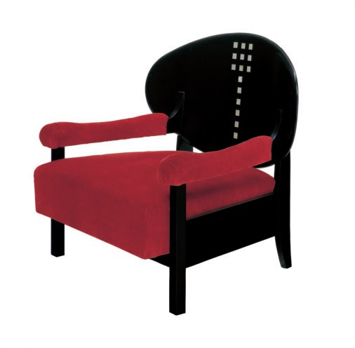 A chair made from a tree Museum, Alivar