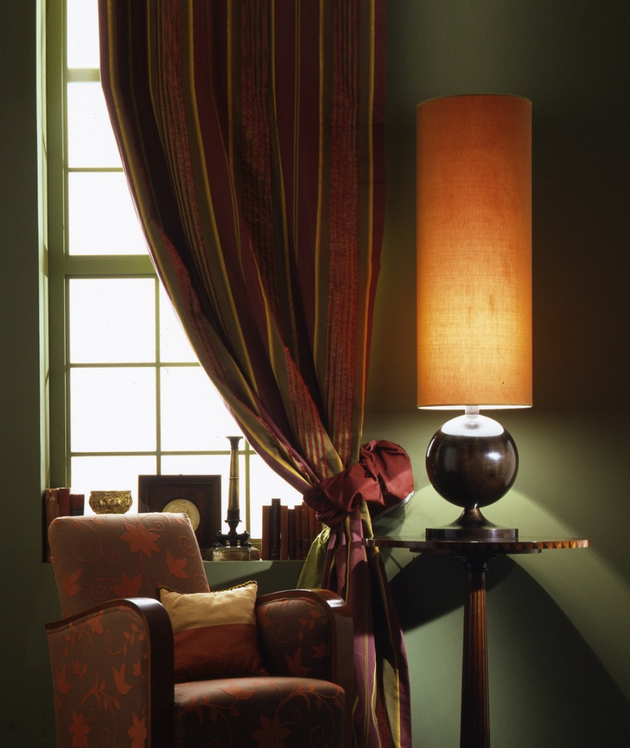 Coffee table with wooden case, Annibale Colombo