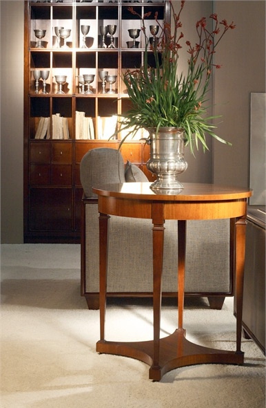 Coffee table of solid walnut, Annibale Colombo