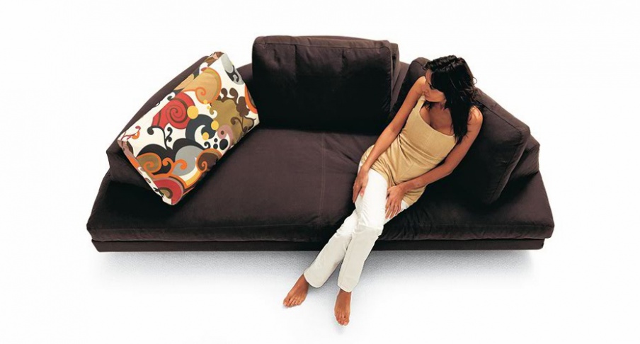 The semi-circular sofa upholstered in leather or fabric Fly, Bosal