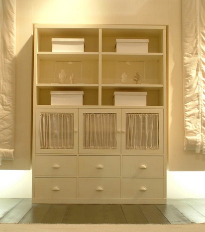 Chest Of Drawers, De Baggis