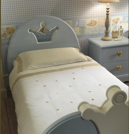 Bed with headboard, De Baggis