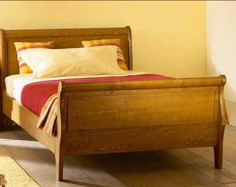 Bed with headboard, De Baggis