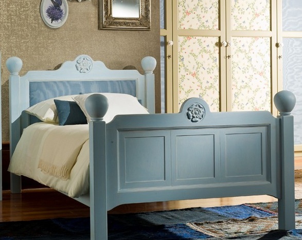 Bed with headboard, De Baggis