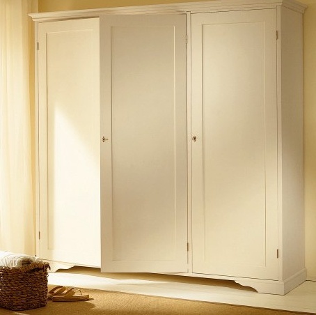 Wardrobe, De Baggis.