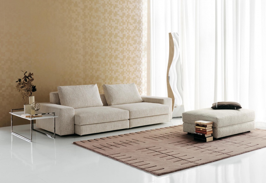 A sofa with a frame made of metal, plywood and plastic and a filler of polyurethane foam Kelly, Arketipo