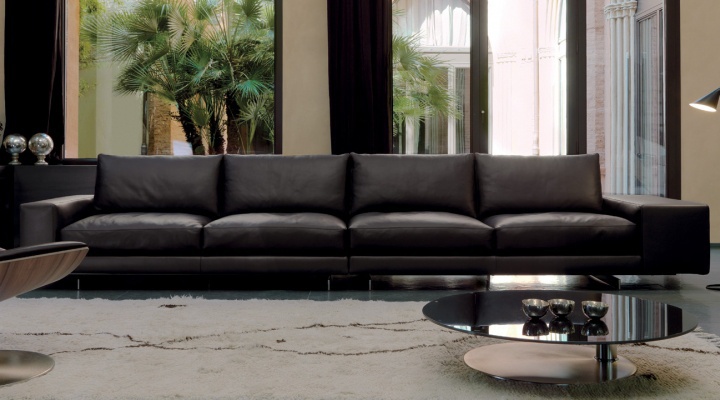 Four-seater sofa Agon, Desiree