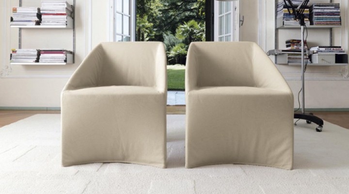 Chair Angel, Desiree