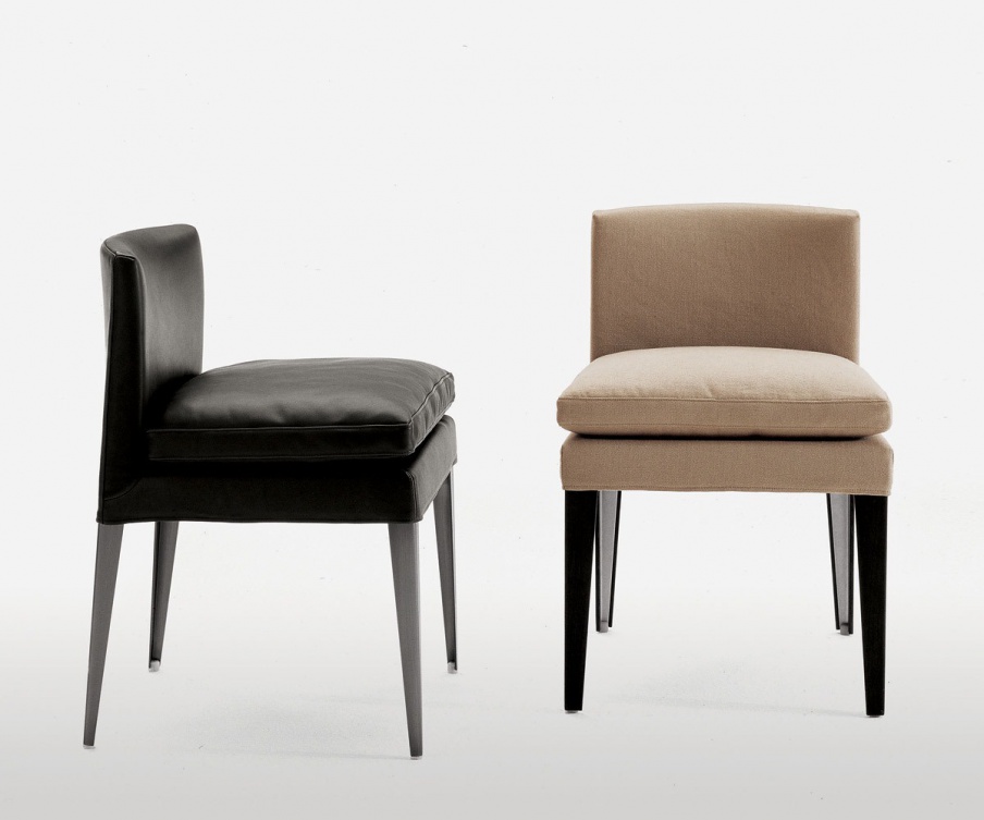 Chair on wooden frame upholstered in leather or fabric Eunice, B&B Italia