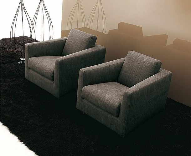 Armchair upholstered in fabric or leather Nitor, Bosal