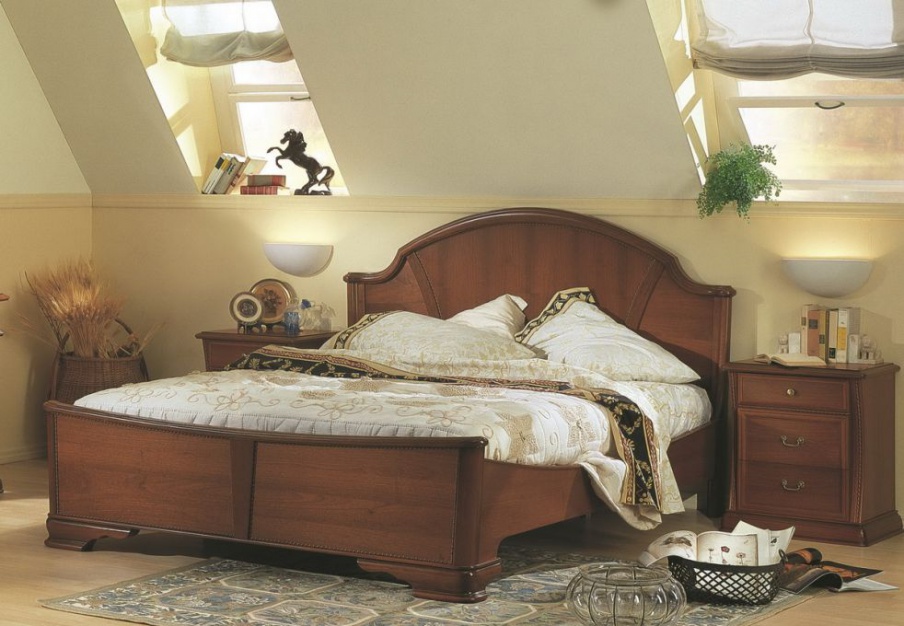Double bed Via Veneto Noce, Favero