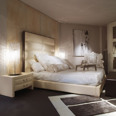 bed with high back Mikado 