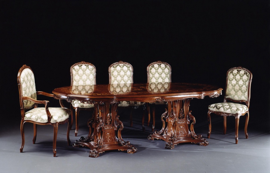 Dining table, Brogiato