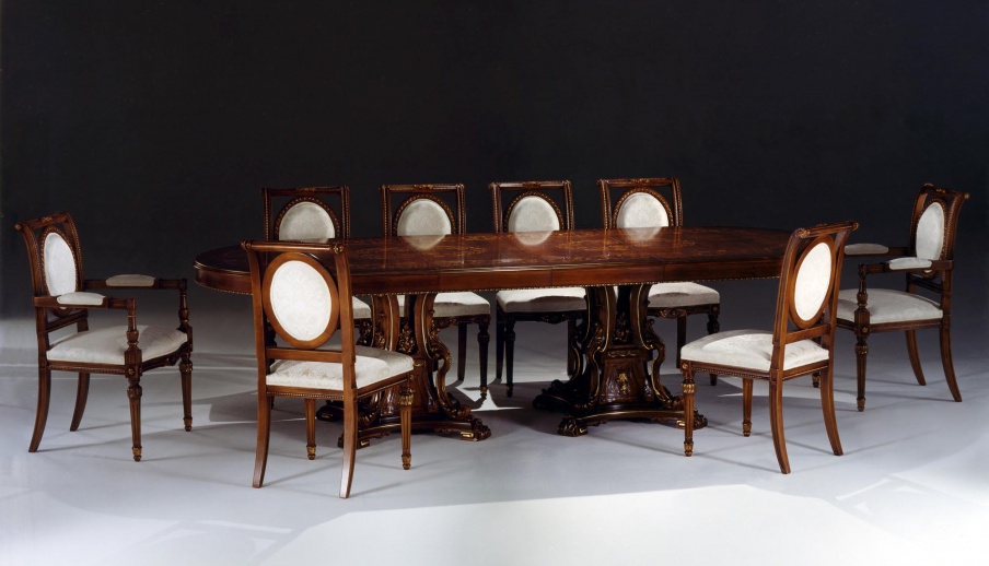 Dining table, Brogiato