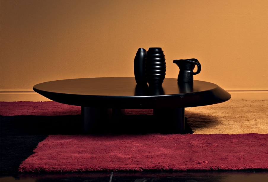 'ACCORDO coffee table from hard wood, Cassina