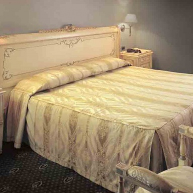 Bedroom (furniture-bedroom)