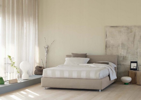 Bed with headboard, Flou