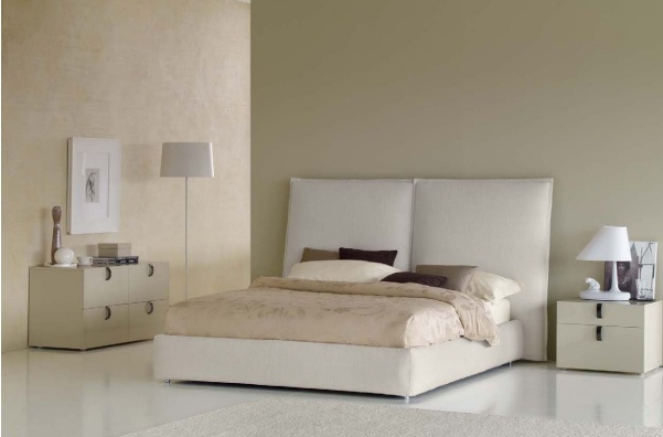 Bed with headboard, Flou