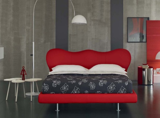 Bed with headboard, Flou