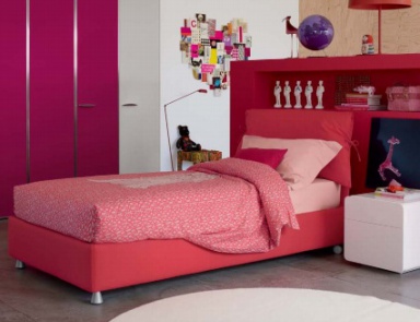 Bedroom set, Flou
